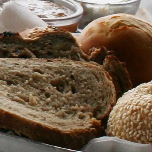 Surviving Israel with a Sesame or Peanut Allergy